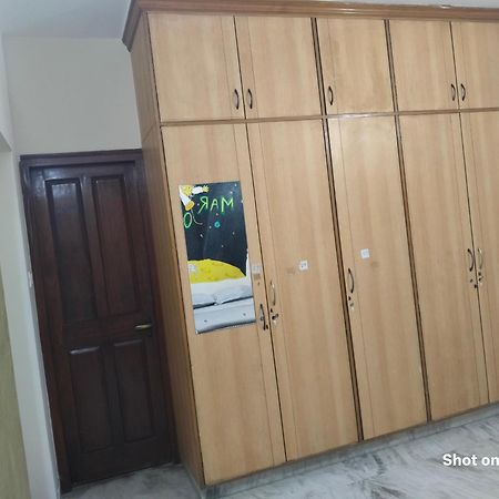 The Hood Hostel Бангалор Экстерьер фото